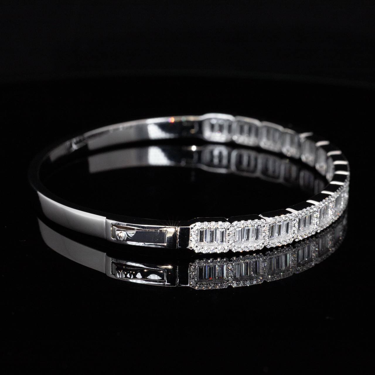 Omnia Nyela White Bangle With High Quality Simulated Diamonds In 925 Silver