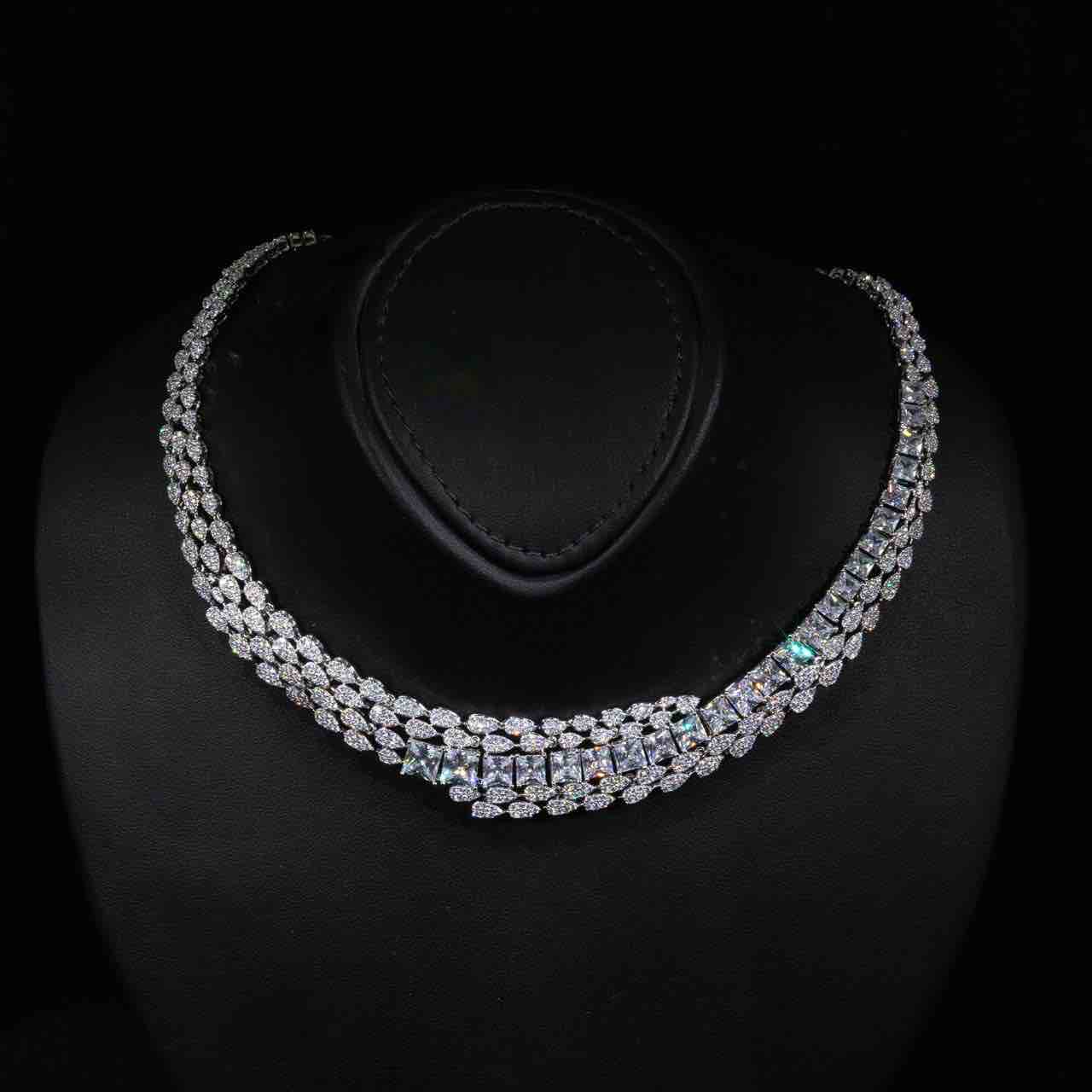 Omnia Trinity White Luxury Bridal Full Set in High Quality Zircon Stone in Rhodium Plated