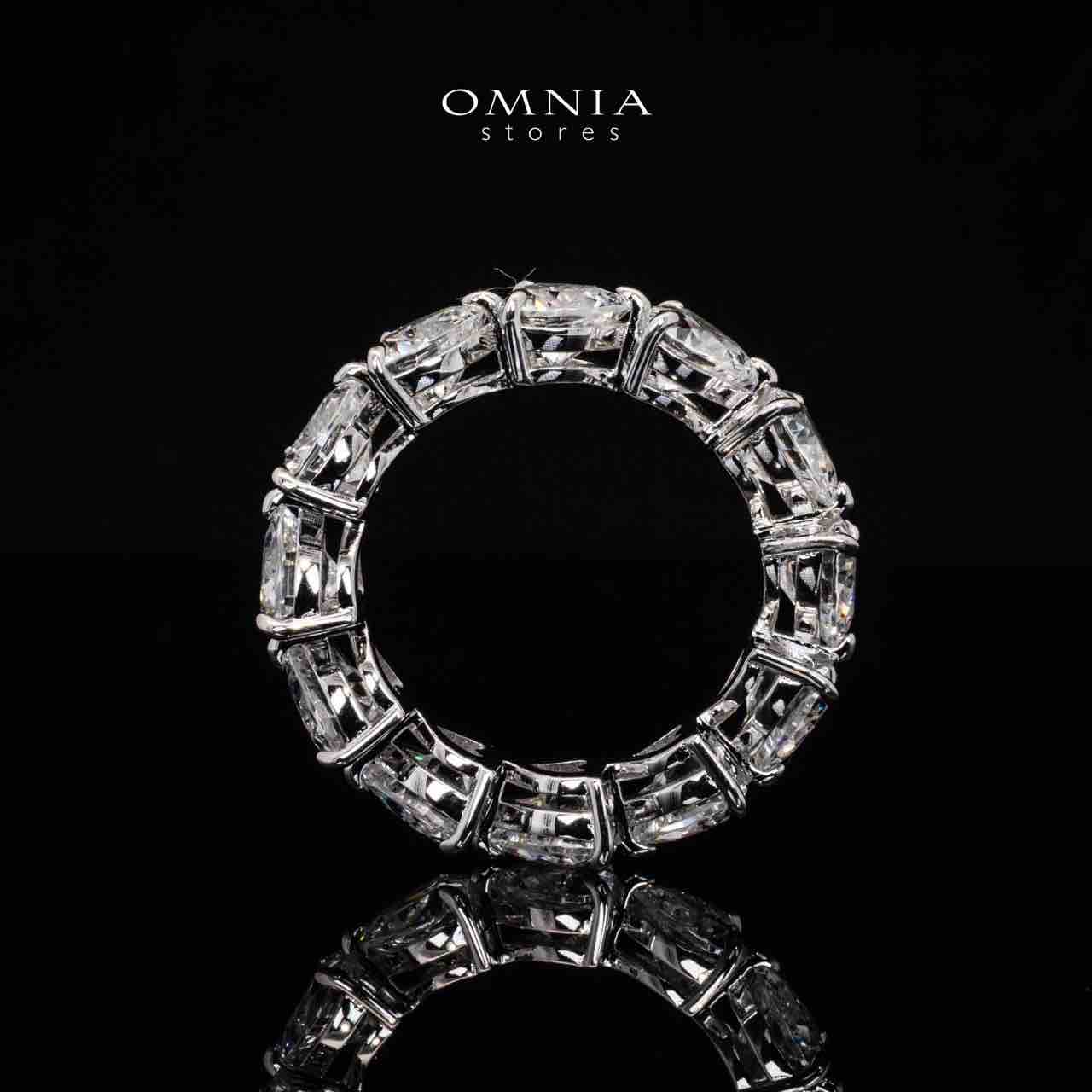 Omnia Adira Heart Ring With High Quality Lab Crafted Stones In 925 Silver - OMNIASTORES UAE