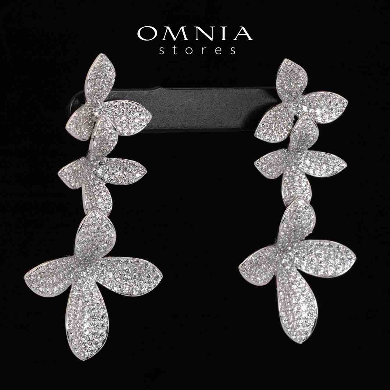 Omnia Dayana Leaf Drop Earrings With High Quality Simulated Diamonds in 925 Silver - OMNIASTORES UAE