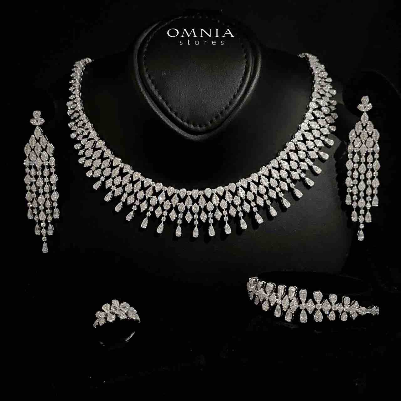 Laurel White Bridal Full Set in 925 Silver High Quality Simulated Diamonds