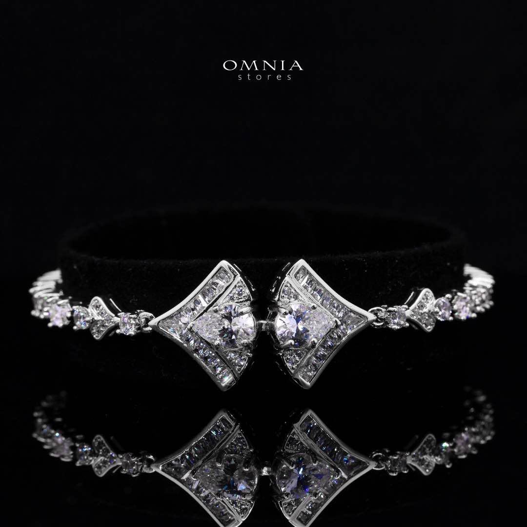 Omnia Elizabeth Pure White