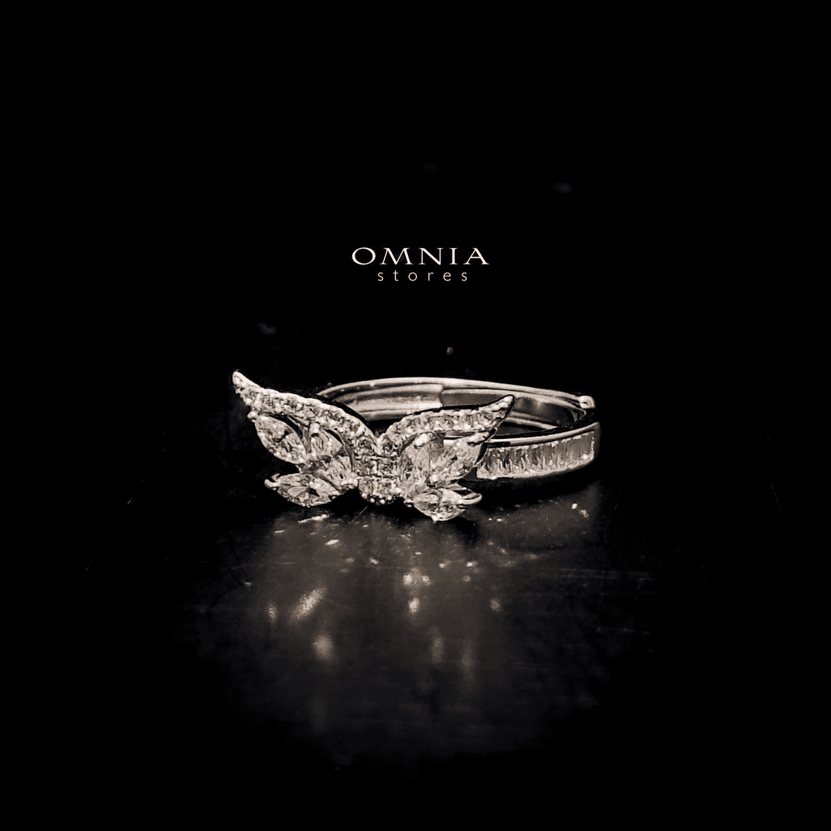 Omnia Amira Butterfly Ring In High Quality 925 Silver With Iced Cut Stones - OMNIASTORES UAE