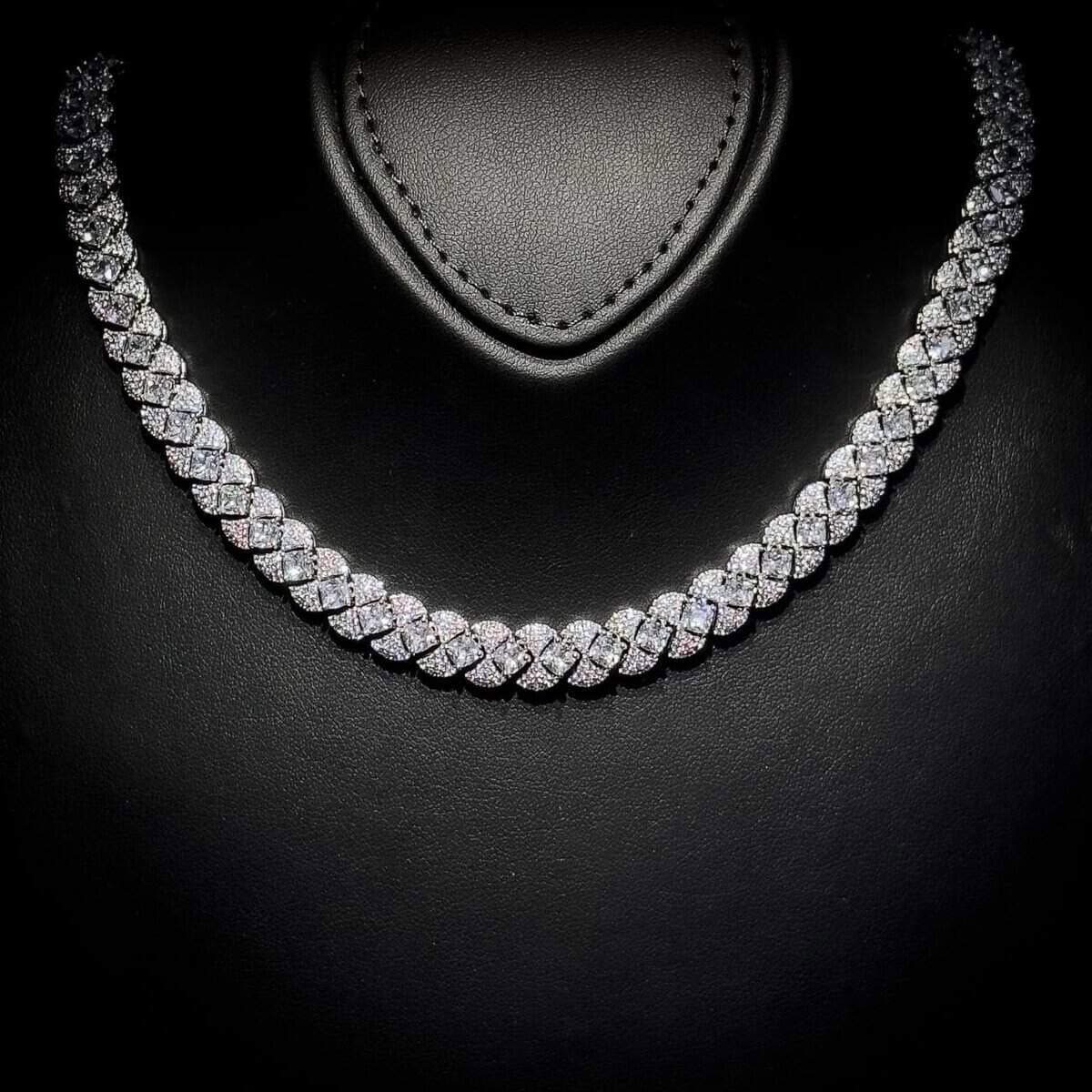 Omnia Layan White Bridal Full Set in High-Quality Zircon Stone Rhodium Plated - OMNIASTORES UAE