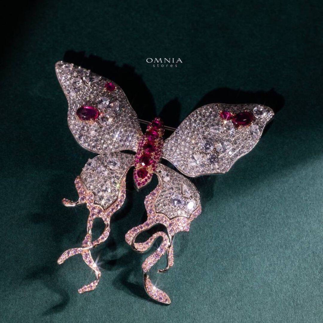 Omnia Freya Butterfly brooch in 92.5 Silver In High Quality Simulated diamonds - OMNIASTORES UAE
