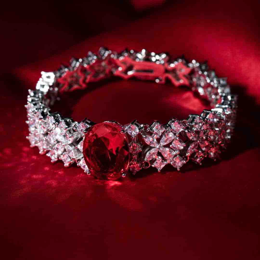 Omnia Suhana Red Bridal Full Set in High Quality Simulated Diamonds - OMNIASTORES UAE