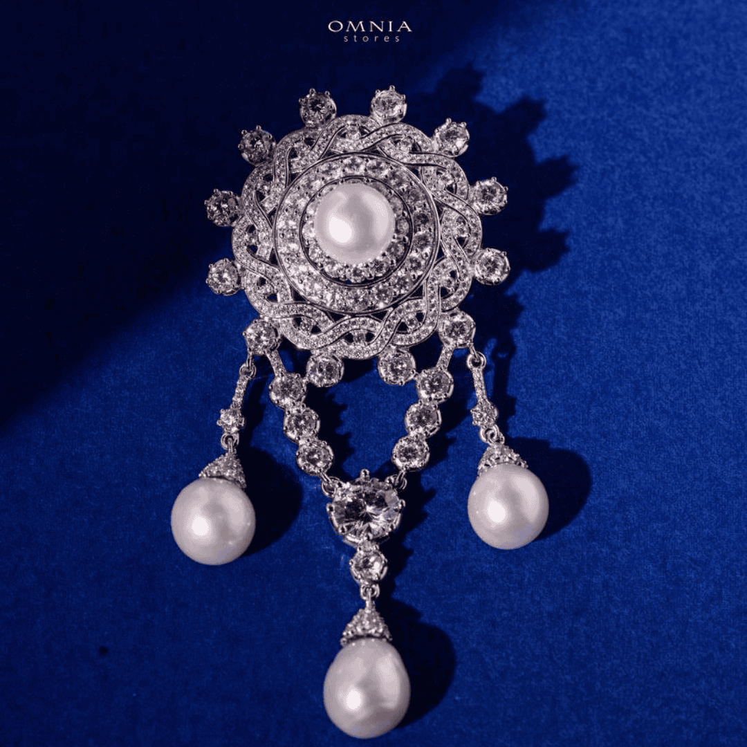 Omnia Willow Fresh Real Water Pearl brooch in 92.5 Silver In High Quality Simulated diamonds - OMNIASTORES UAE