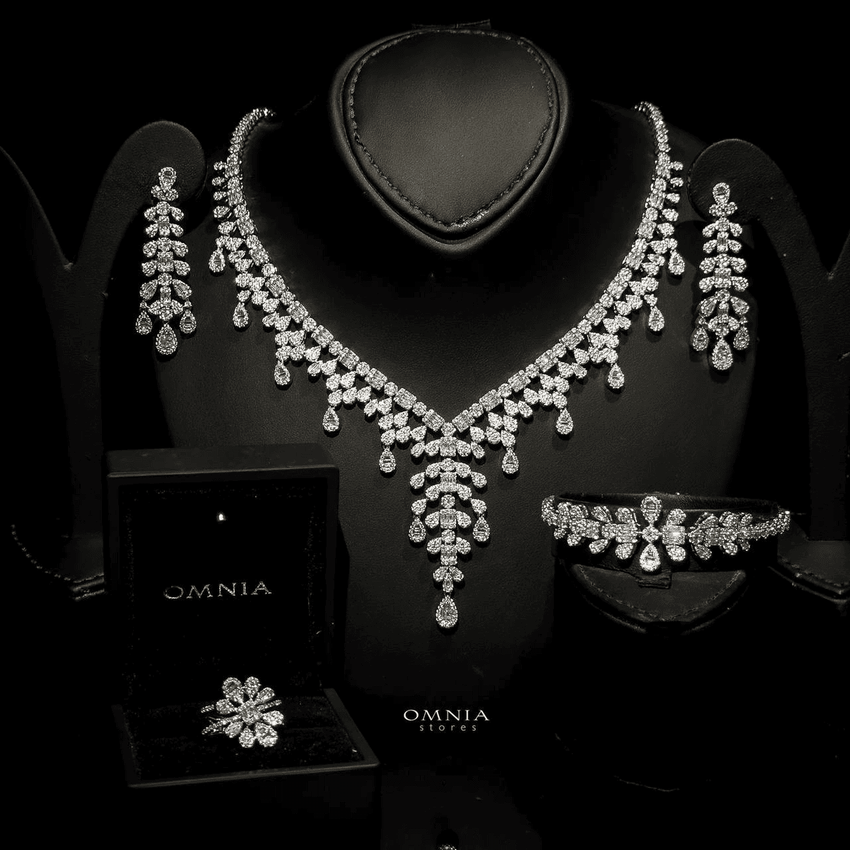Omnia Lara Bridal Full Set in High Quality Zircon Stone in Rhodium Plated - OMNIASTORES UAE
