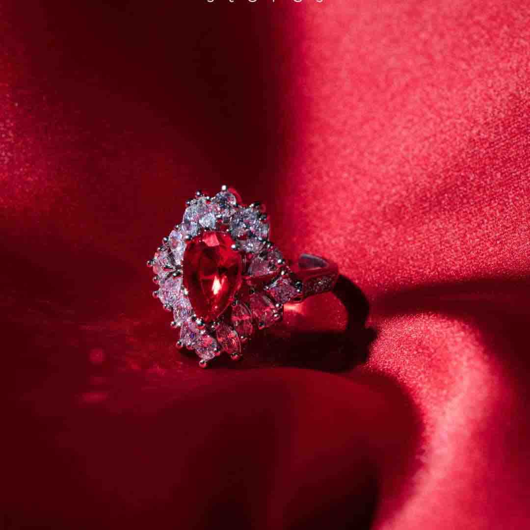 Omnia Suhana Red Bridal Full Set in High Quality Simulated Diamonds - OMNIASTORES UAE
