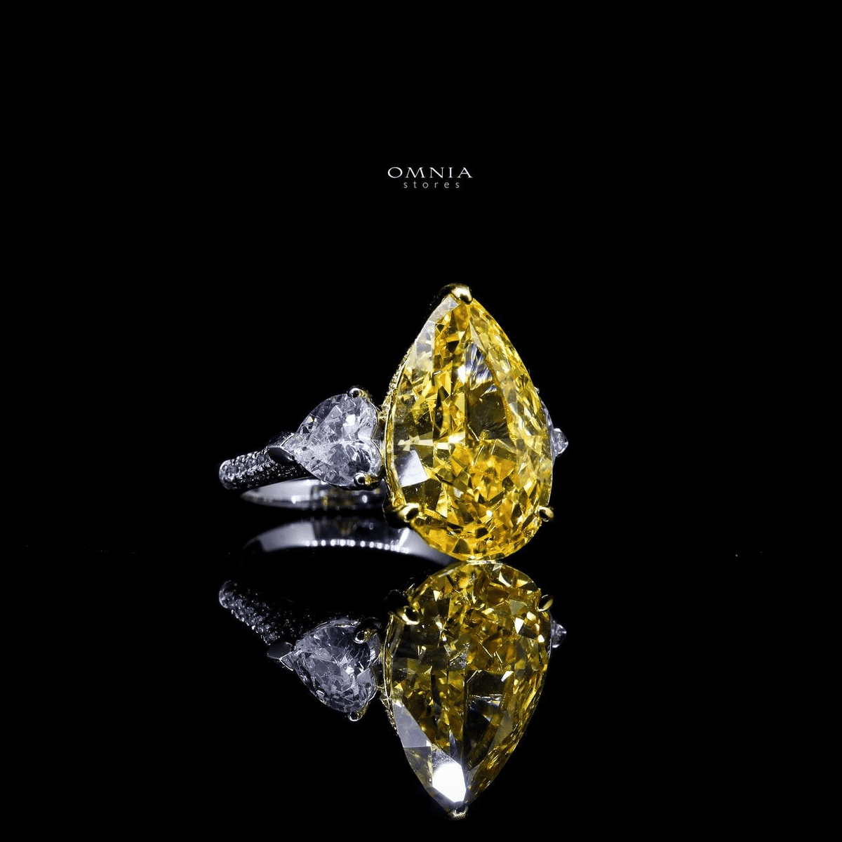 Omnia Carima Light Yellow Ring 2.00 Carat in 925 Silver High Quality Simulated Diamonds - OMNIASTORES UAE