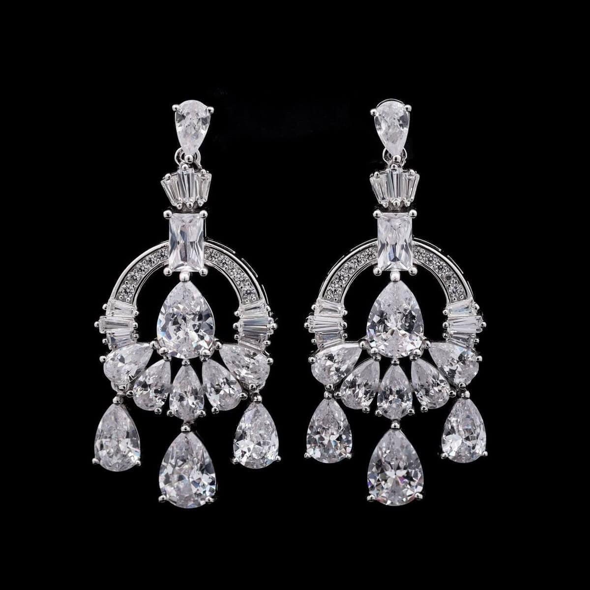 Omnia Maram Bridal Full Set in 92.5 Silver with High-Quality Simulated Diamonds - OMNIASTORES UAE