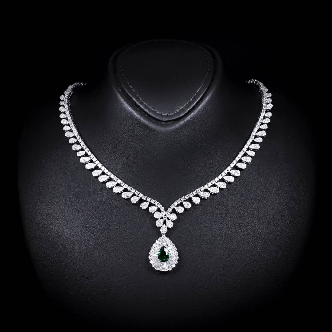 Omnia Sophia Green Teardrop Bridal Full Set in 925 Silver with High Quality Simulated Diamonds