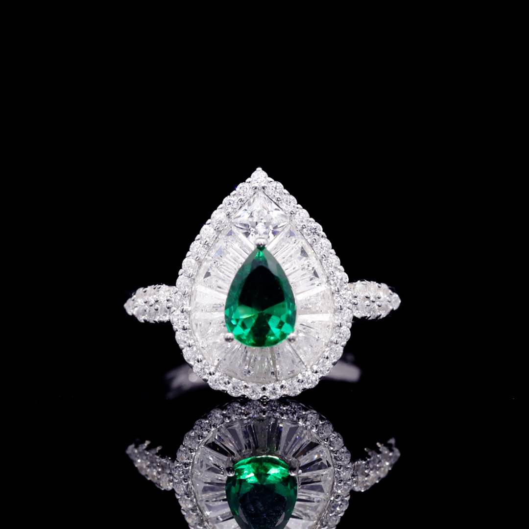 Omnia Sophia Green Teardrop Bridal Full Set in 925 Silver with High Quality Simulated Diamonds
