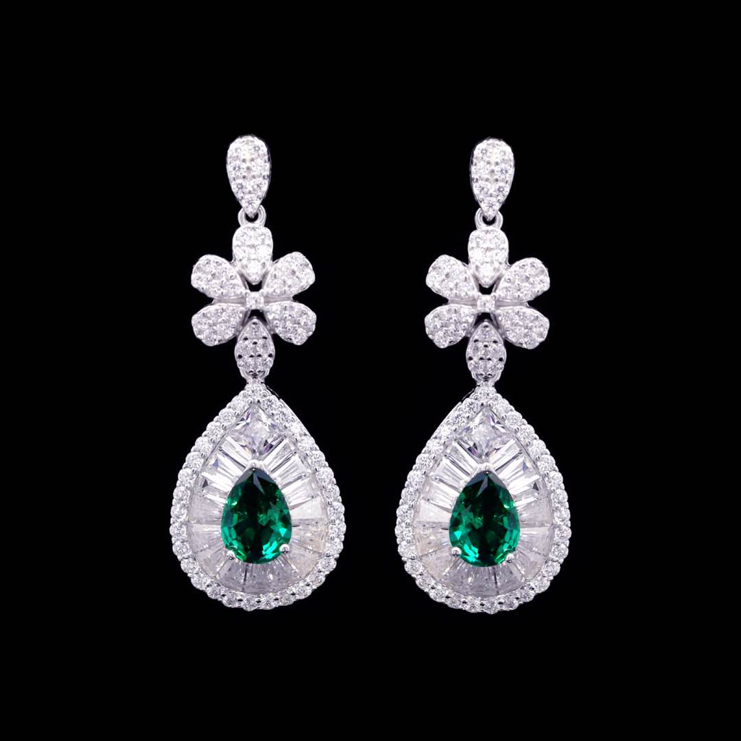 Omnia Sophia Green Teardrop Bridal Full Set in 925 Silver with High Quality Simulated Diamonds