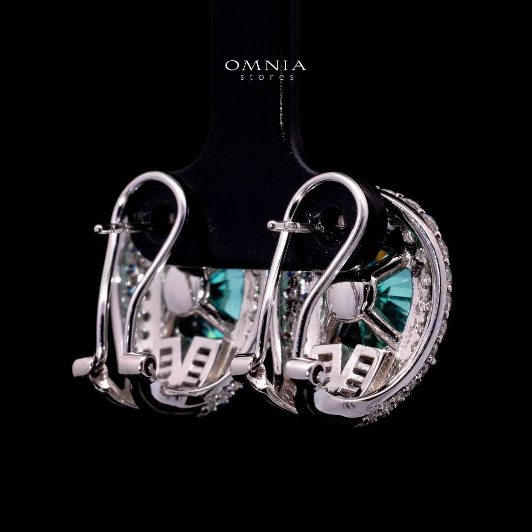 أقراط Omnia Katy Green المطعمة بالألماس المحاكي عالي الجودة من الفضة عيار 925