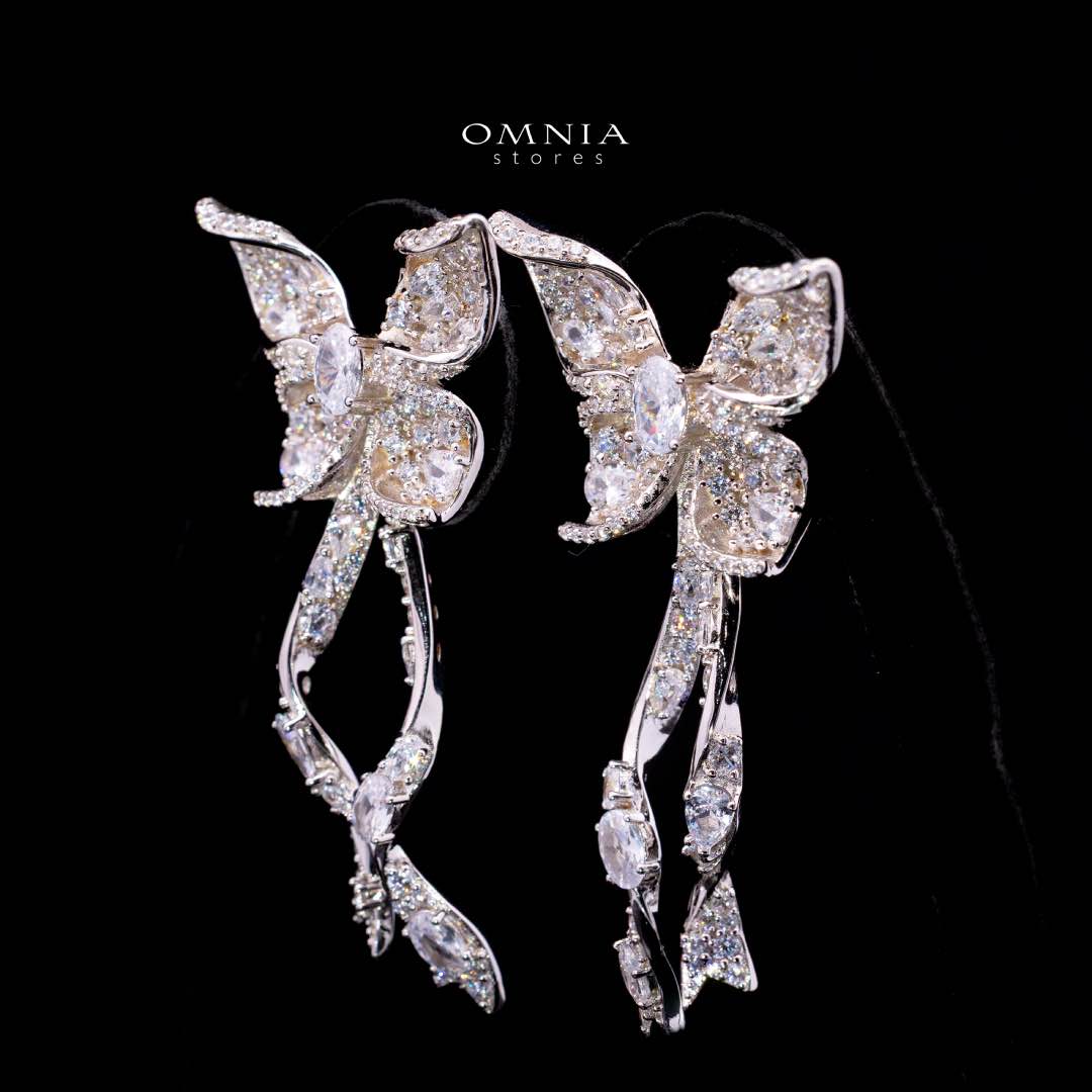 أقراط Omnia Zoey Butterfly Drop من الفضة عيار 925 مع ألماس محاكي عالي الجودة