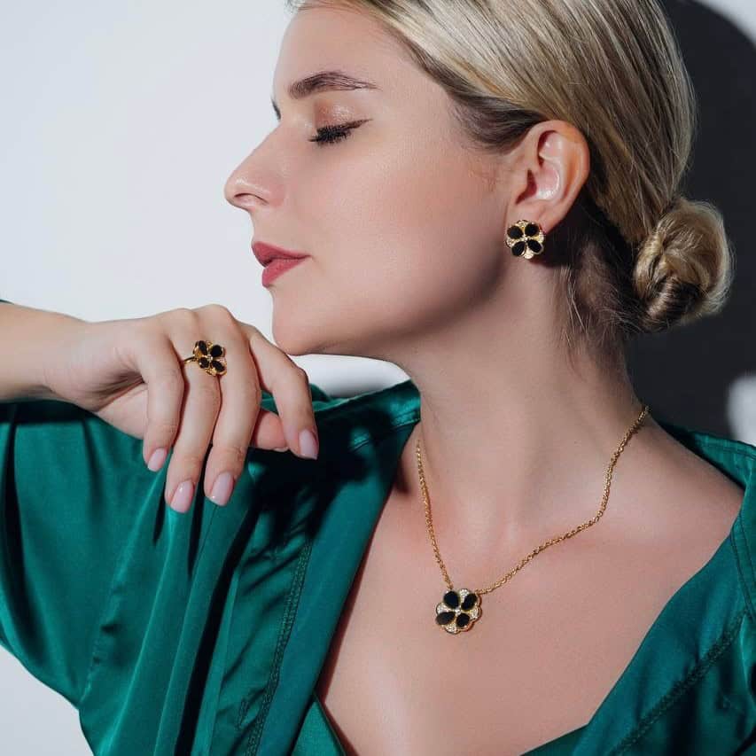 Omnia Hina Full Set in Black Agate Stone in High Quality Zircon Stone in Rhodium Plated - OMNIASTORES UAE