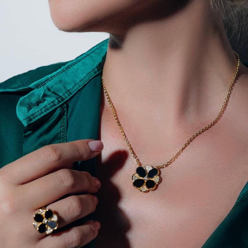 Omnia Hina Full Set in Black Agate Stone in High Quality Zircon Stone in Rhodium Plated - OMNIASTORES UAE