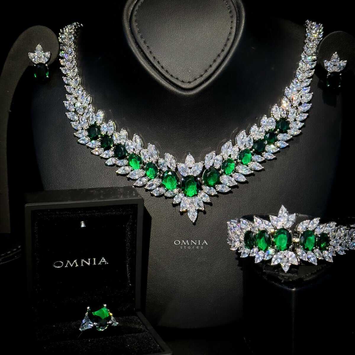 Omnia Buthaina Green Bridal Full Set High Quality Simulated Diamonds - OMNIASTORES UAE