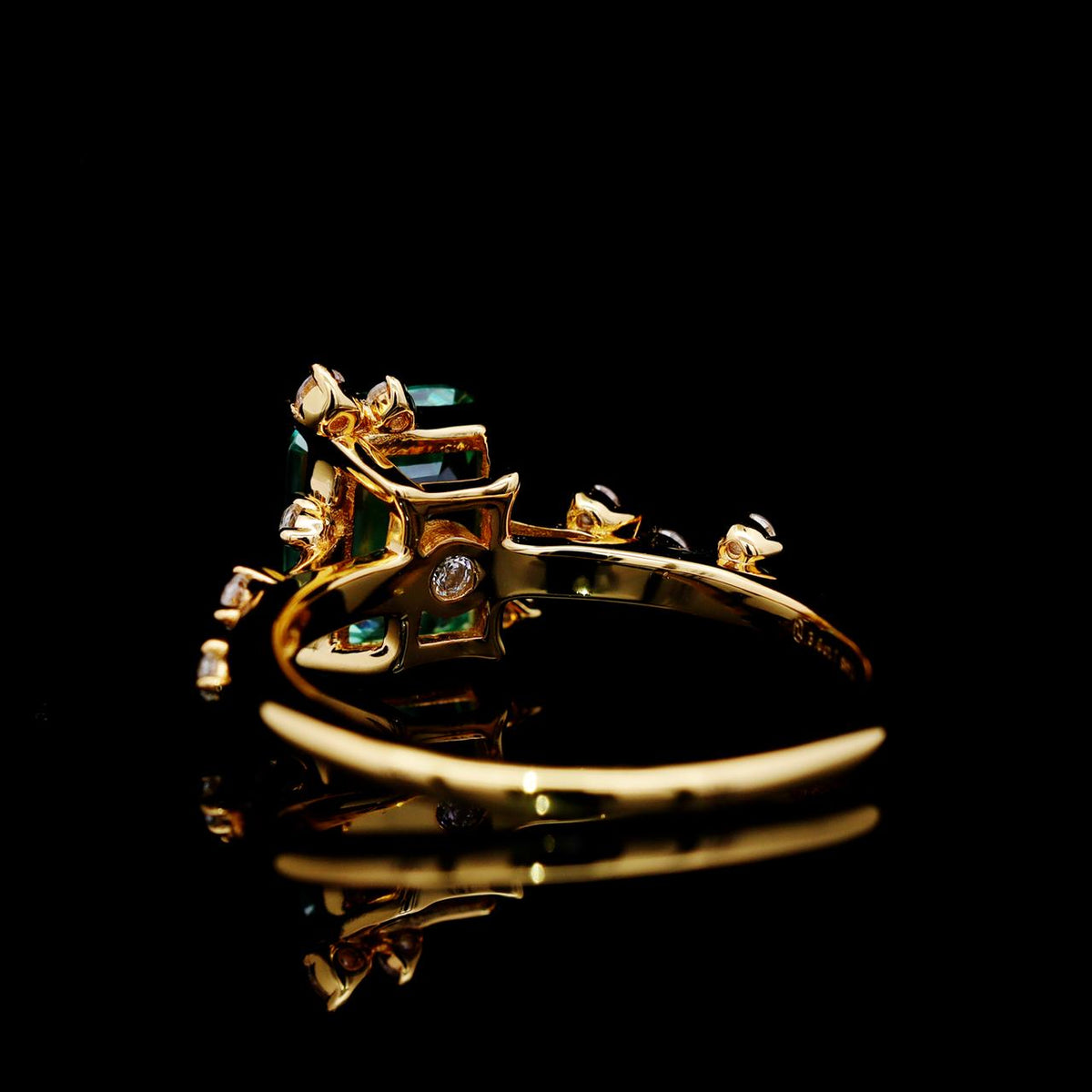 Munira Turquoise Gold-Plated Ring with Certificate | High-Quality Simulated Diamonds in 925 Sterling Silver back