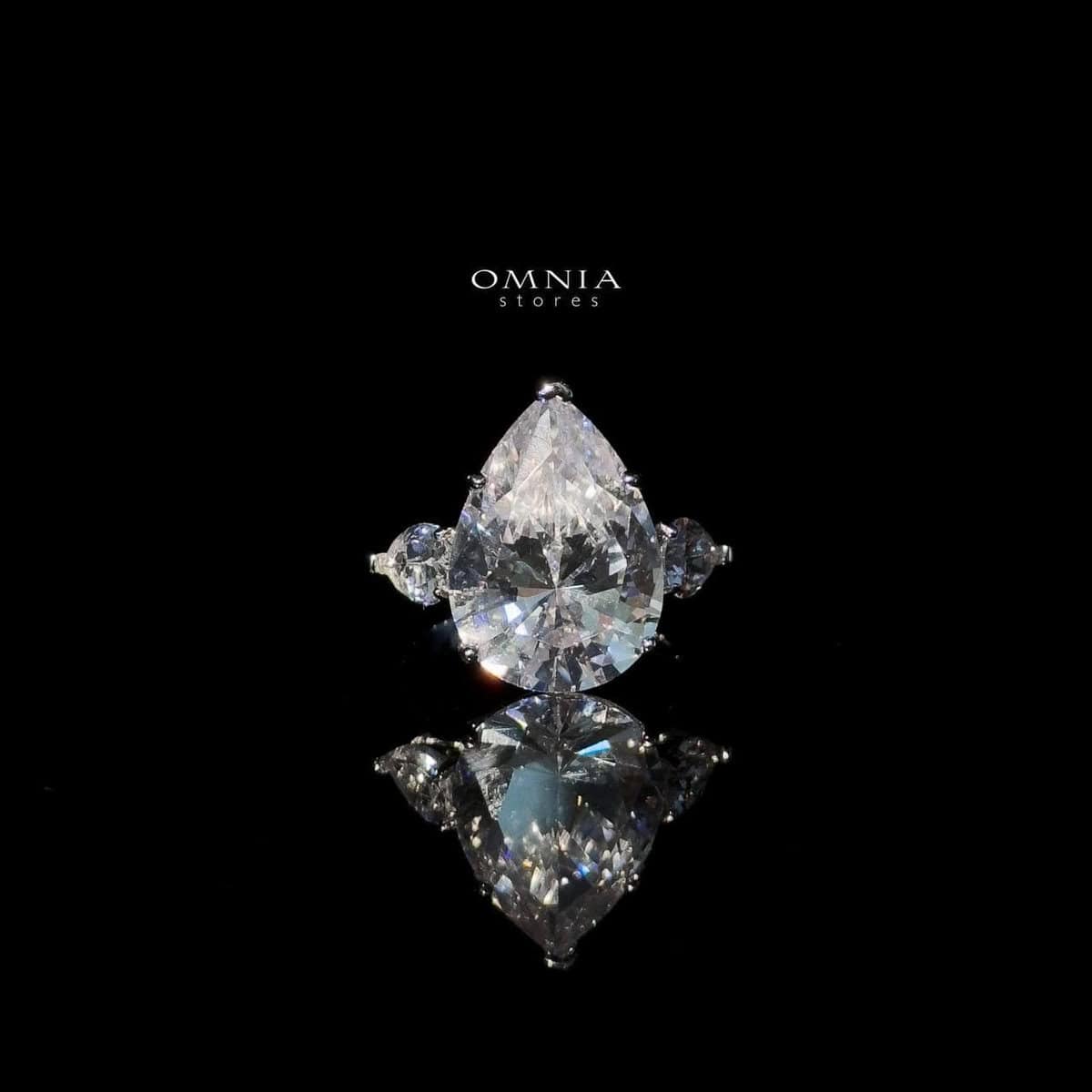 Omnia Carima White Ring 92.5 Silver in High Quality Simulated Diamonds - OMNIASTORES UAE
