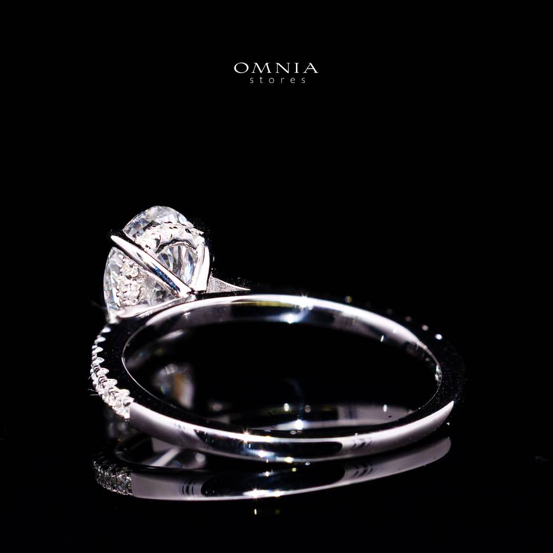 Sadia Lab Grown White IGI Certified Round Brilliant VS1 Ring With High Quality 925 Silver 1.50ct