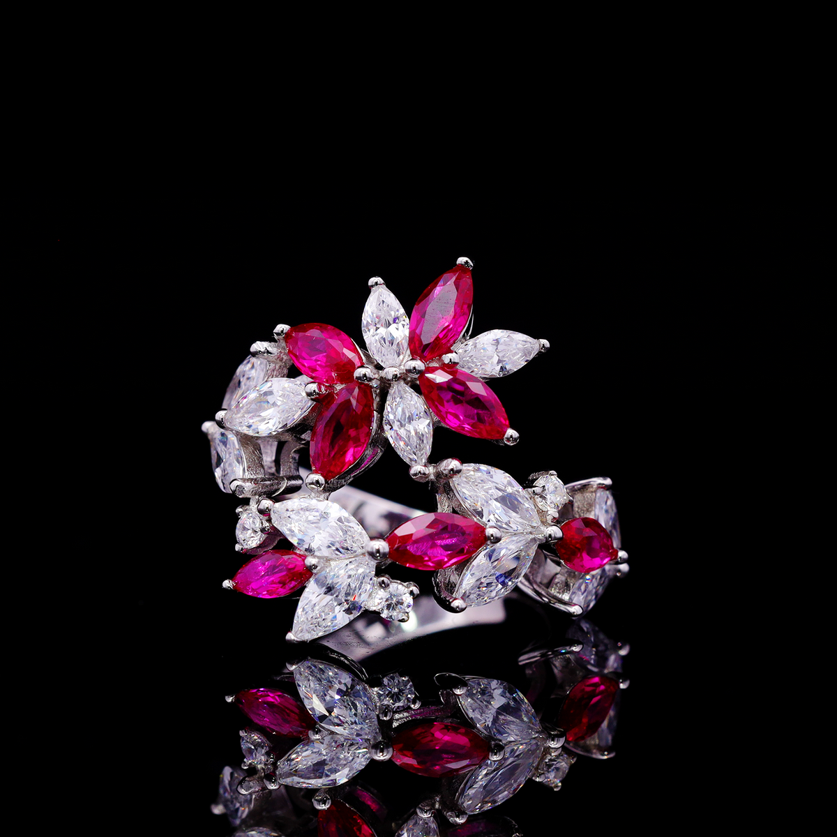 Abla Red Floral Ring in 925 Silver with Marquise and Pear-Cut High-Quality Simulated Diamonds