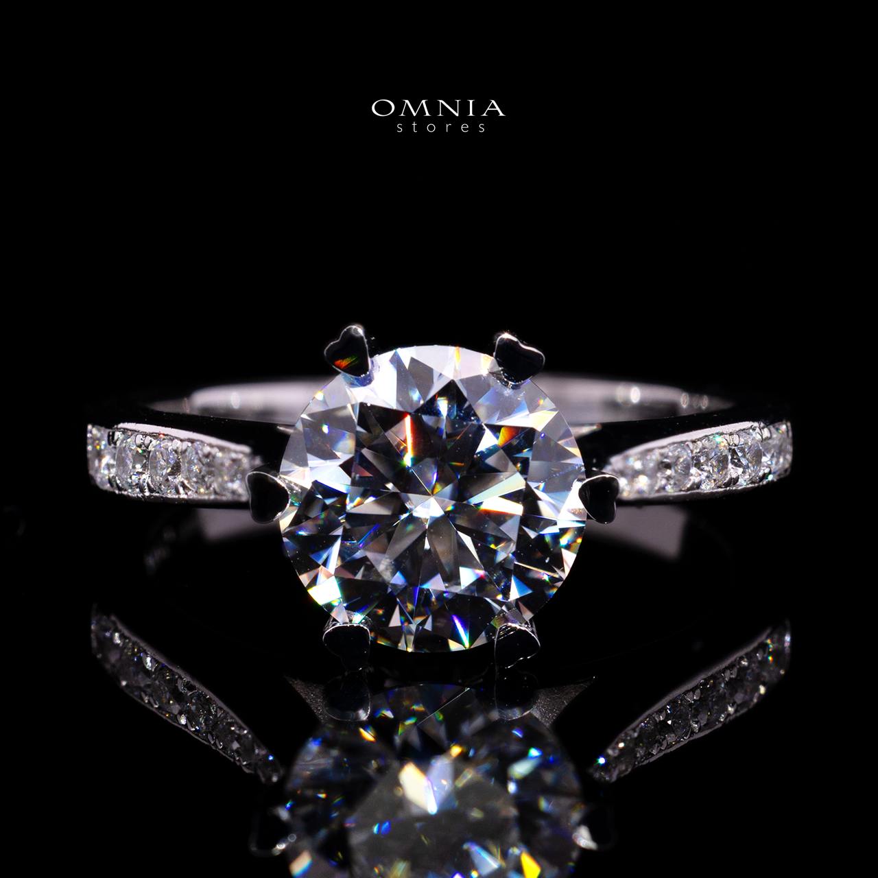 Frances 5mm Round Moissanite Ring (0.5 CT) with Certificate in 925 Sterling Silver