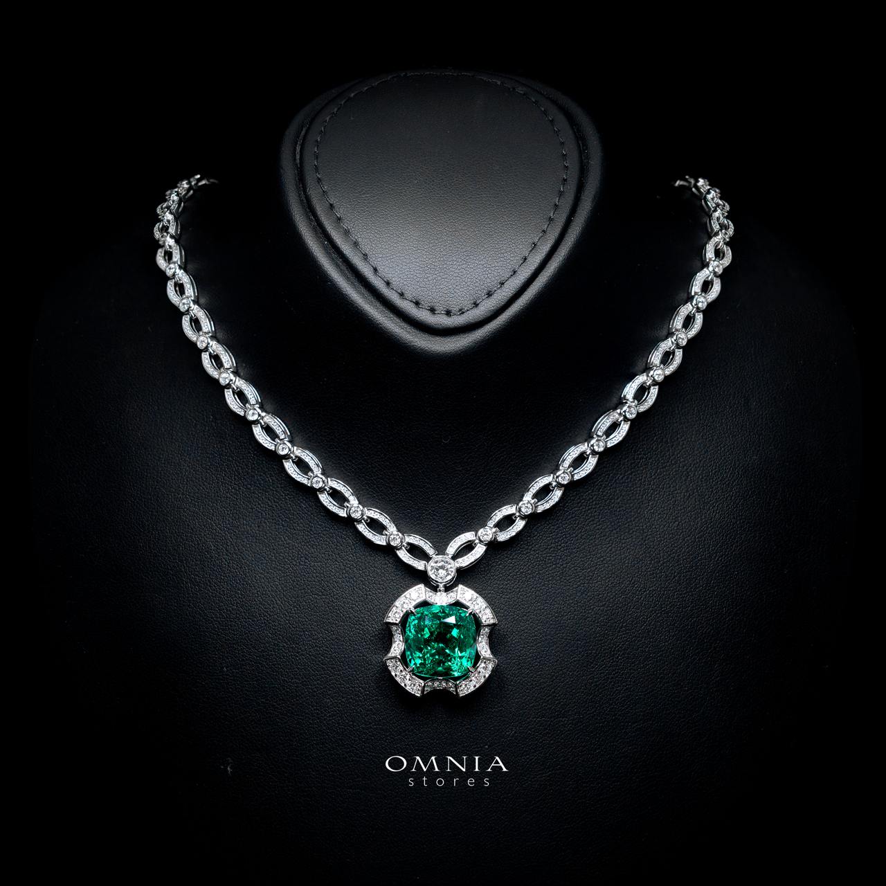 Rita Green Center Stone Necklace with Certified Premium Simulated Diamonds in 925 Sterling Silver