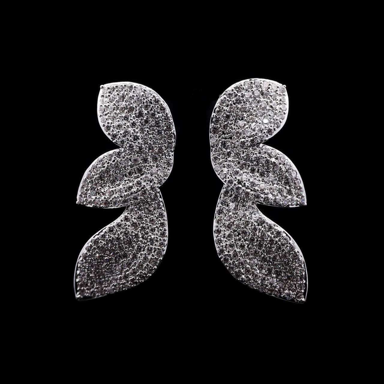 Omnia Nayla Silver Leaf Earrings with Pave-Set High-Quality Zircon Stones in a Rhodium Plated Finish - OMNIASTORES UAE