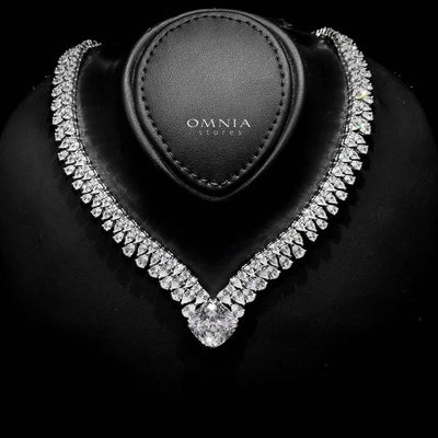 Omnia Adrielle White V-Cut Necklace in 925 Silver with Graduated Pear-Cut High-Quality Simulated Diamonds