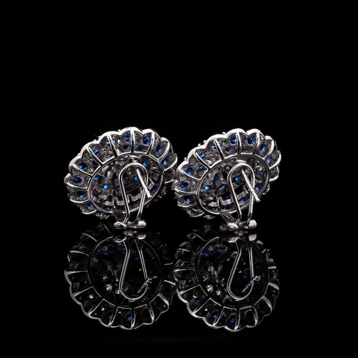 Omnia Floral Halo Earrings with Sapphire Blue Simulated Diamonds in 92.5 Silver - OMNIASTORES UAE