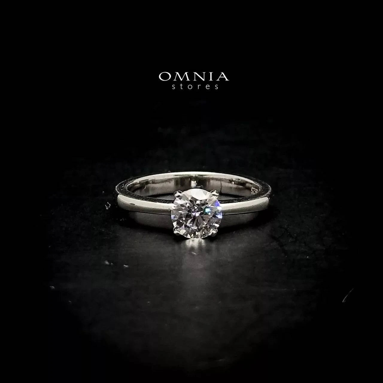 Omnia Jane White Ring Silver Simulated Diamonds - OMNIASTORES UAE