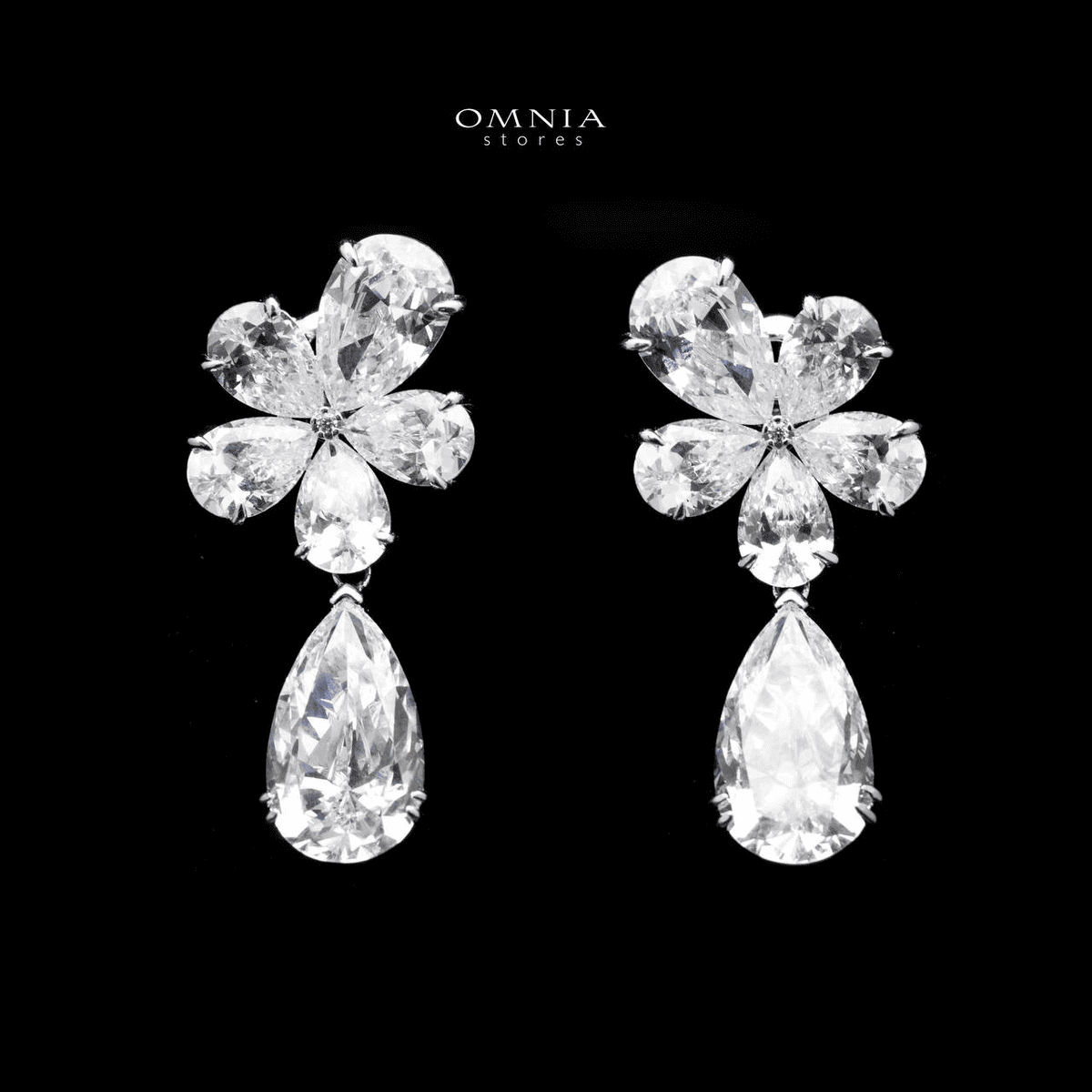 Omnia Thurayya White Earring in 92.5 Silver High Quality Simulated diamonds - OMNIASTORES UAE