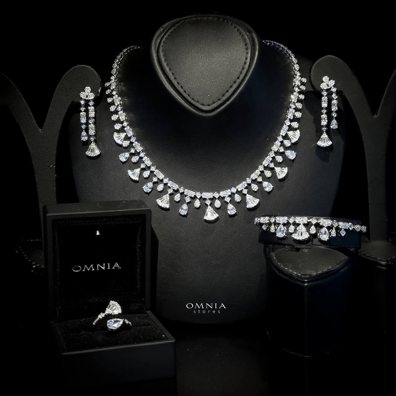 Omnia Marwa White Bridal Full Set in High Quality Zircon Stone Rhodium Plated - OMNIASTORES UAE