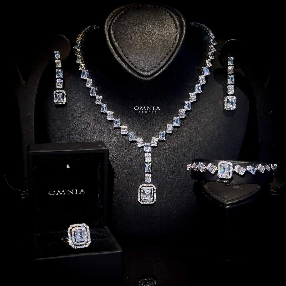 Omnia Elara Bridal Full Set Accessories High Quality Zircon Stone in Rhodium Plated - OMNIASTORES UAE