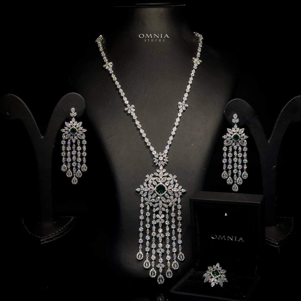 Omnia Eman Green Long chain Set Accessories High Quality Zircon Stone In Rhodium Plated - OMNIASTORES UAE
