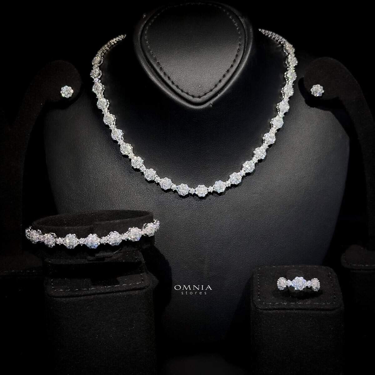 Omnia Nura - OMNIASTORES UAE