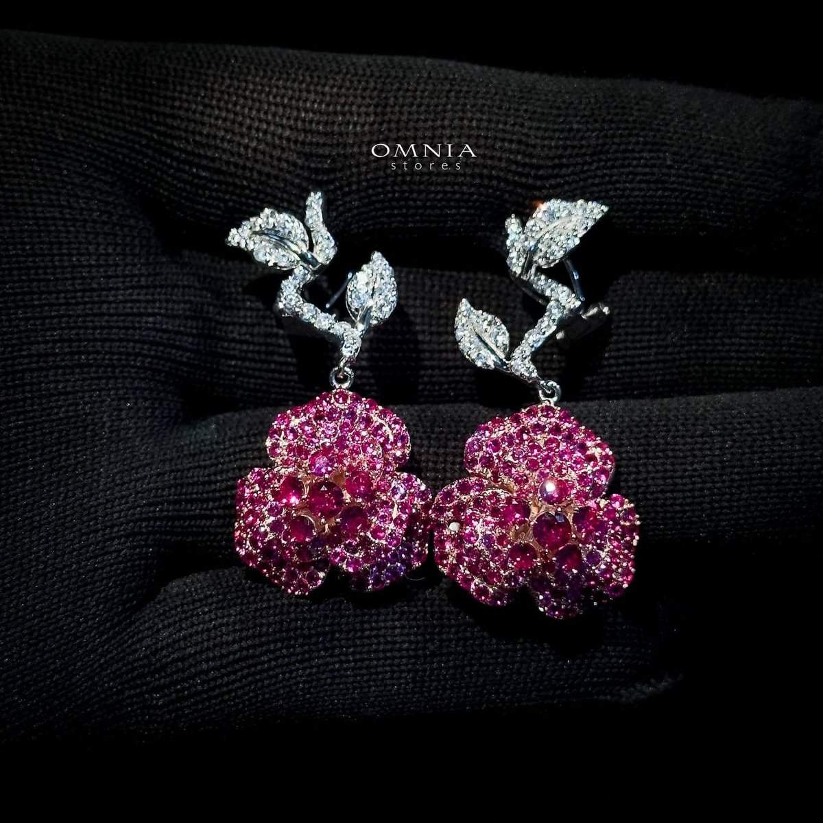 Omnia Mayesa Earring in  92.5 Silver High Quality Simulated diamonds - OMNIASTORES UAE