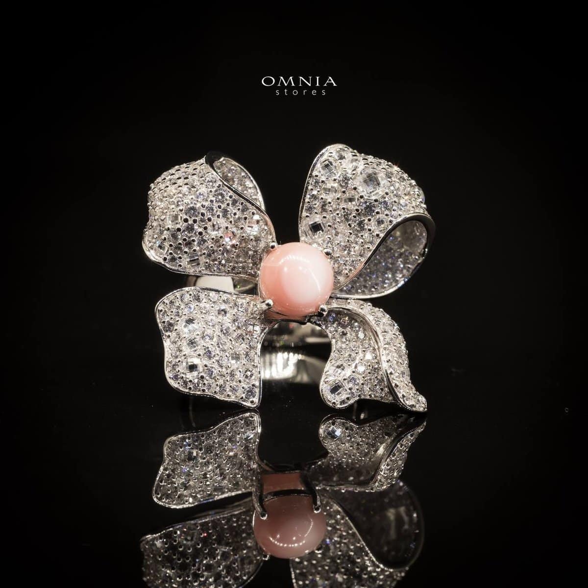 Omnia Ghadir Flower Ring 92.5 Silver in High Quality Simulated Diamonds - OMNIASTORES UAE