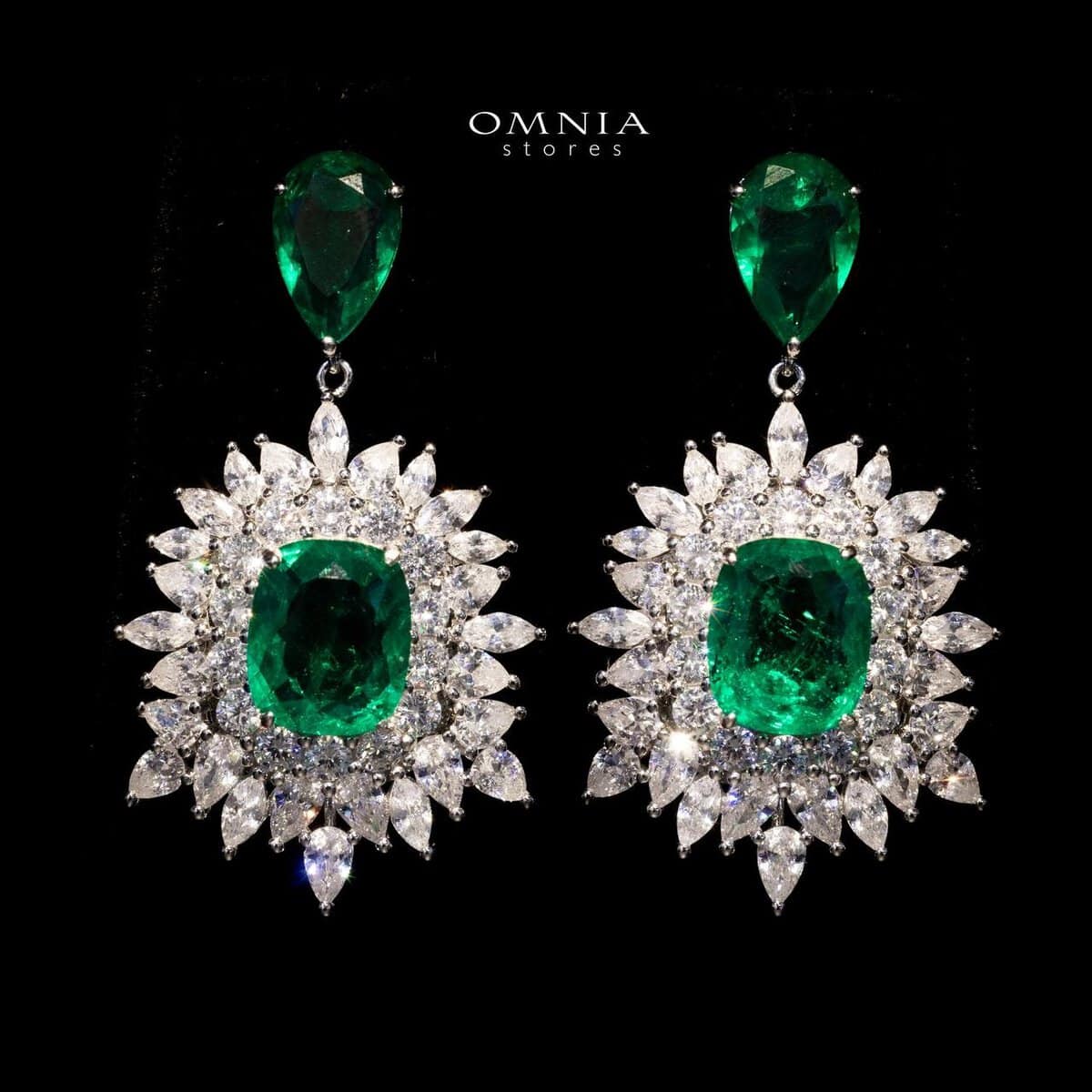 Omnia Thalia Green Earring in 92.5 Silver High Quality Simulated diamonds - OMNIASTORES UAE