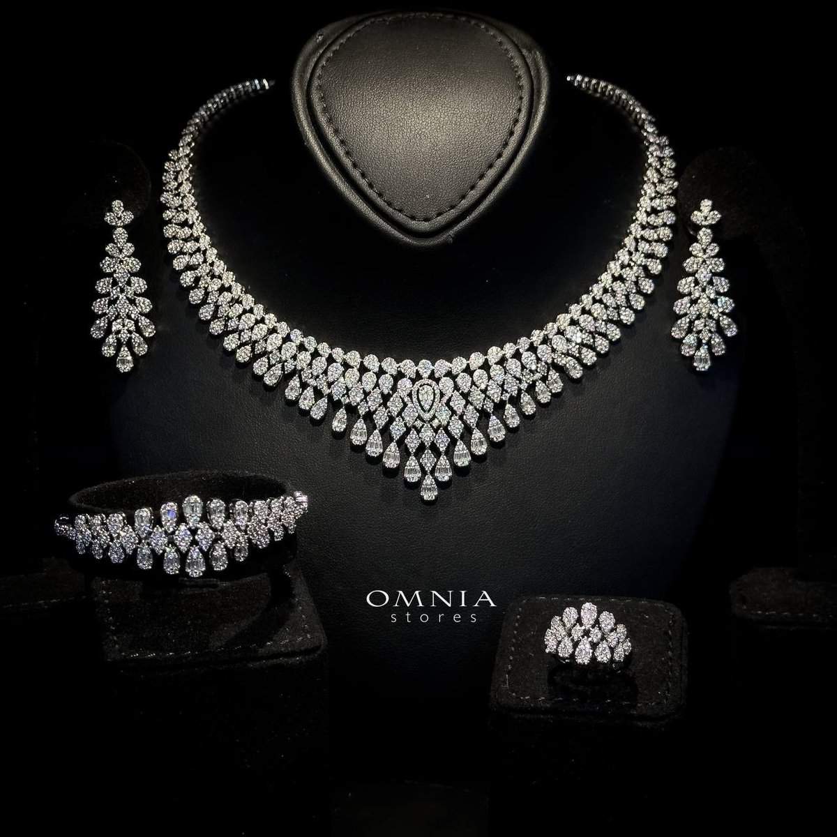 Omnia Hend Bridal Full Set - OMNIASTORES UAE
