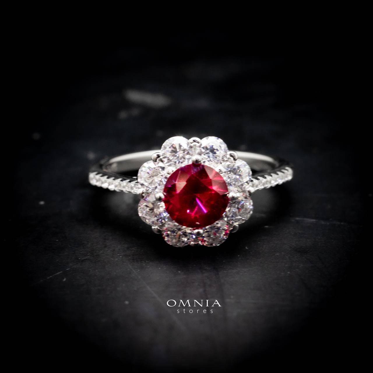 Omnia Mashael Flower Cut Ring in 92.5 Silver with High Quality Simulated Diamonds - OMNIASTORES UAE