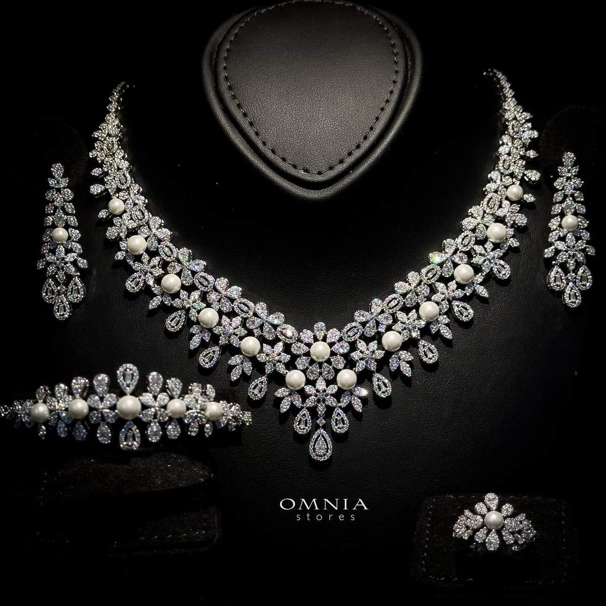 Omnia Elina White Bridal Full Set - OMNIASTORES UAE