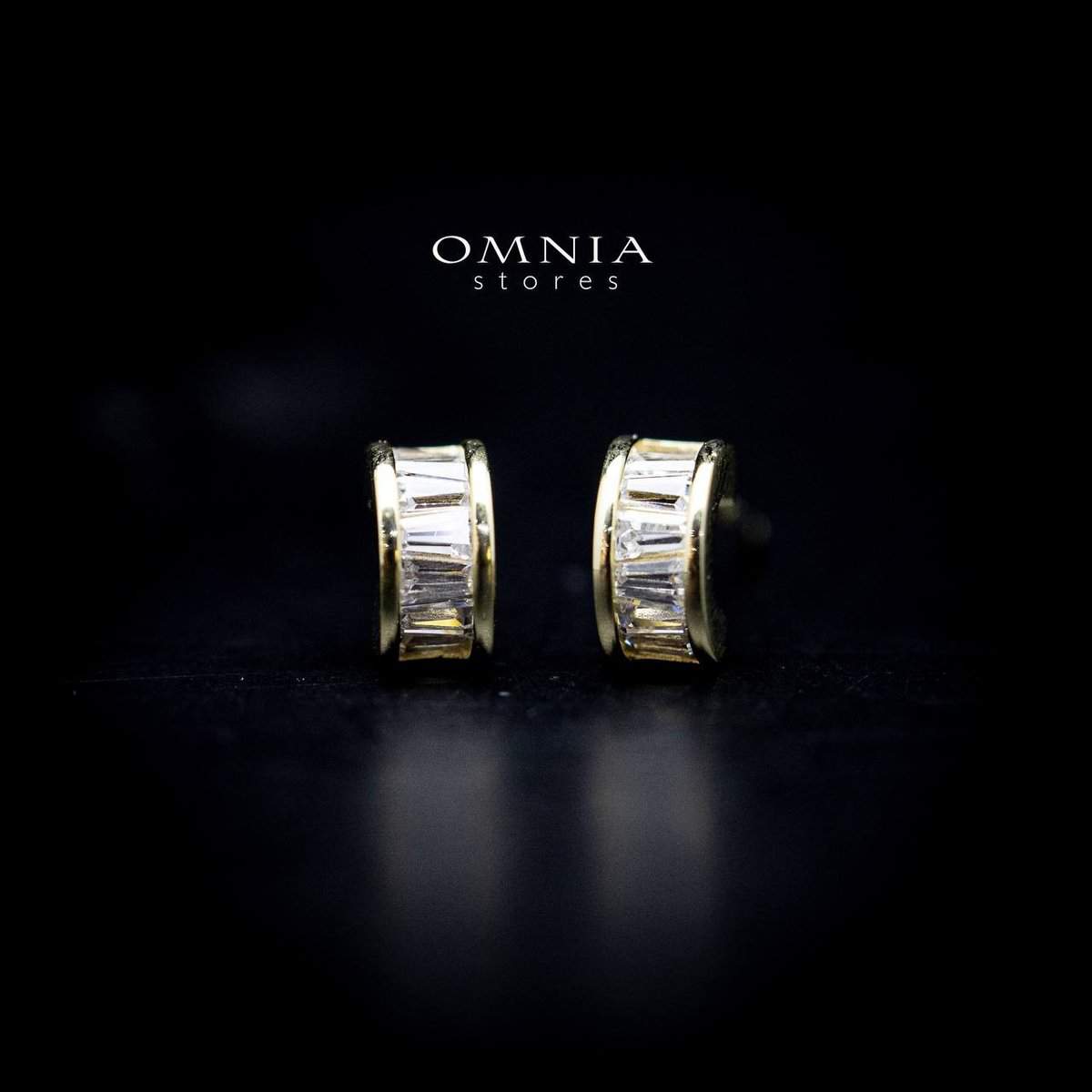 Omnia Liana Golden Small Hoop Stud Earrings in 92.5 Silver with High Quality Iced Cut Stones - OMNIASTORES UAE