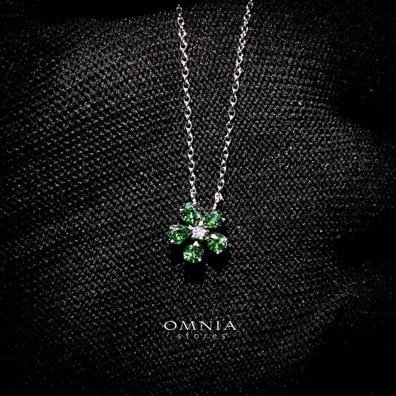 Omnia Emerald Bloom Necklace In 92.5 Silver with High Quality Simulated Diamonds - OMNIASTORES UAE