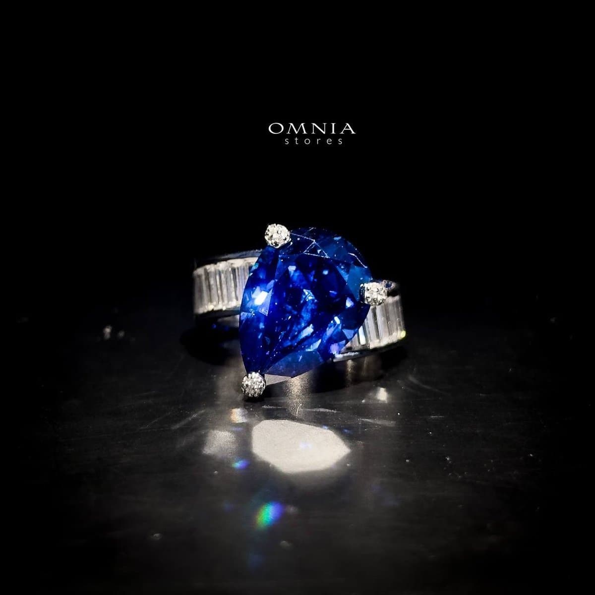 Omnia Sapphire Blue Teardrop Stone Ring in 92.5 Silver with High Quality Simulated Diamonds - OMNIASTORES UAE