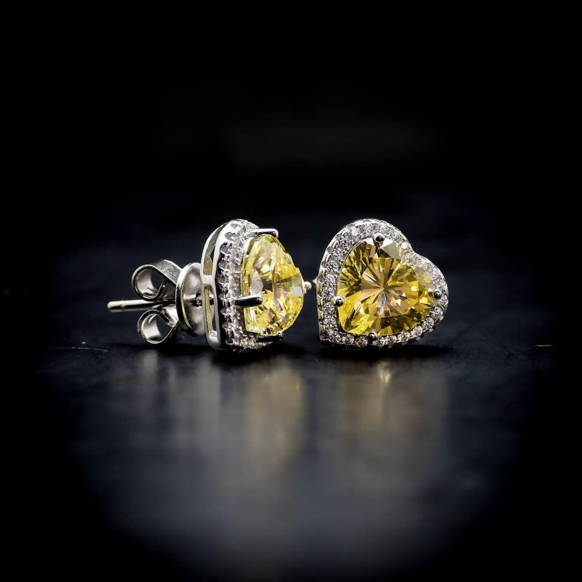 Omnia Latifa Yellow Stud Earrings in 92.5 Silver High Quality Simulated Diamonds - OMNIASTORES UAE