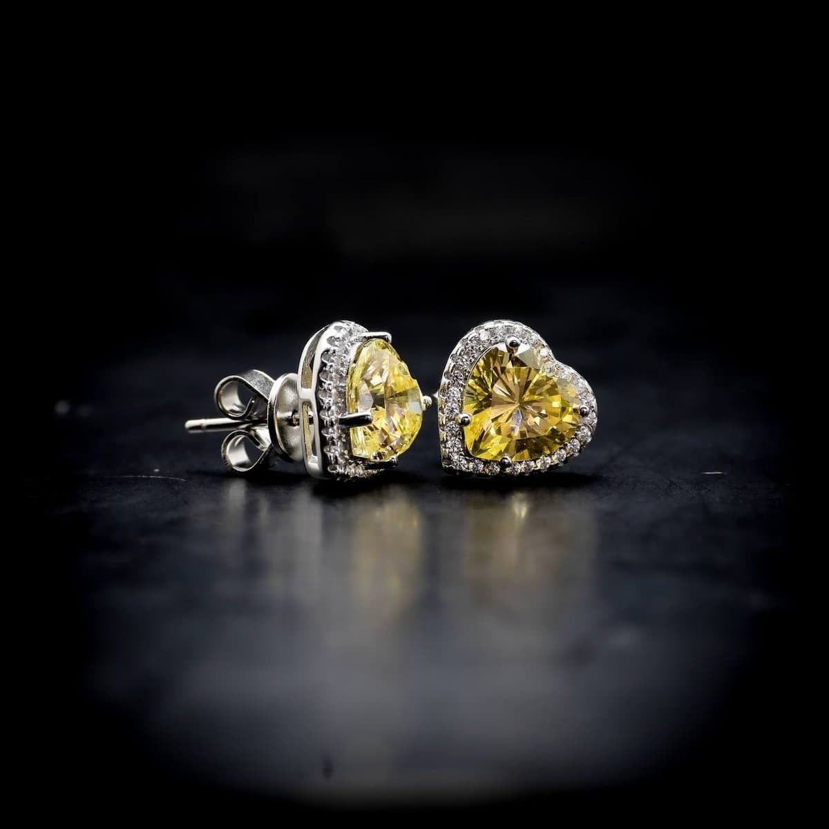 Omnia Latifa Yellow Stud Earrings in 92.5 Silver High Quality Simulated Diamonds - OMNIASTORES UAE