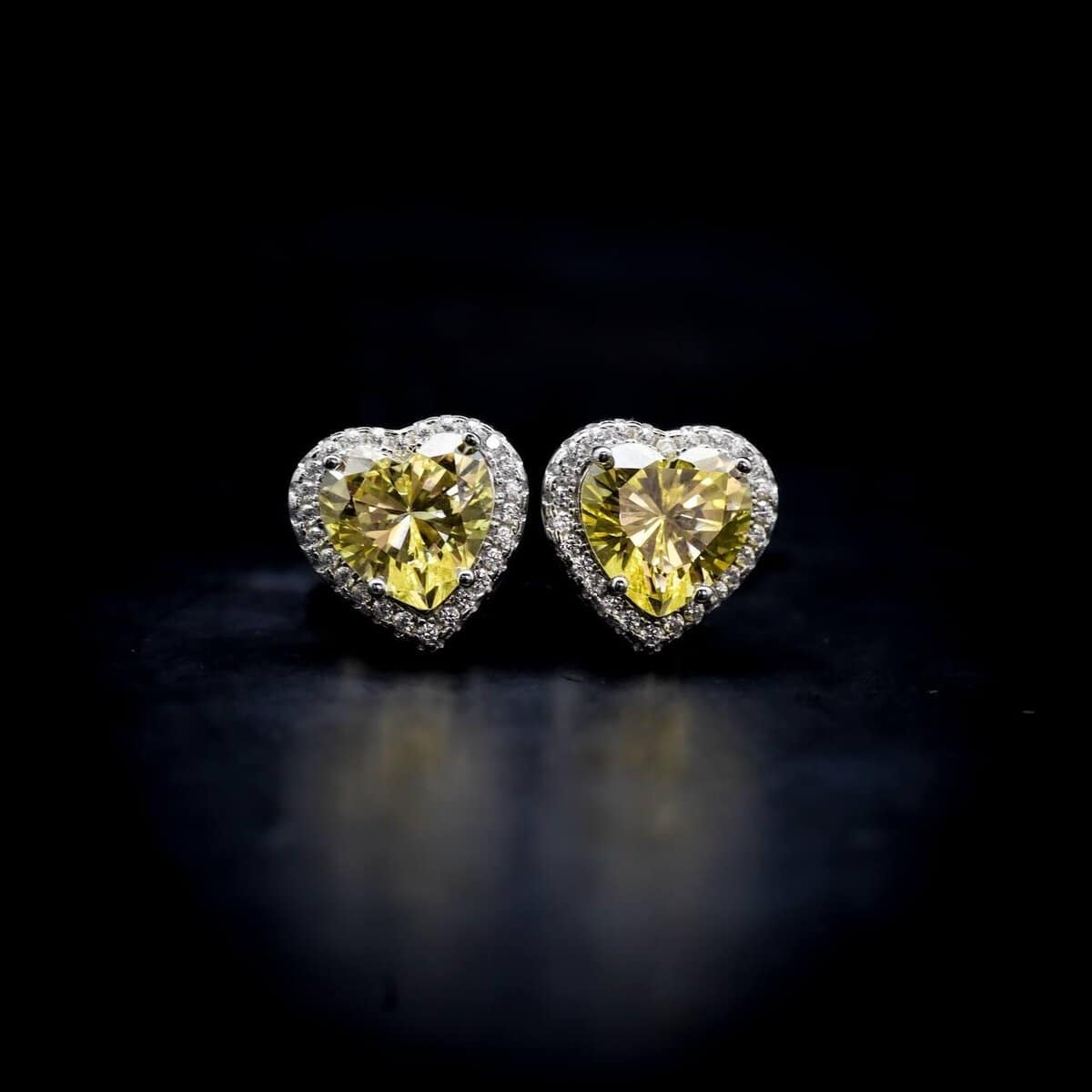Omnia Latifa Yellow Stud Earrings in 92.5 Silver High Quality Simulated Diamonds - OMNIASTORES UAE